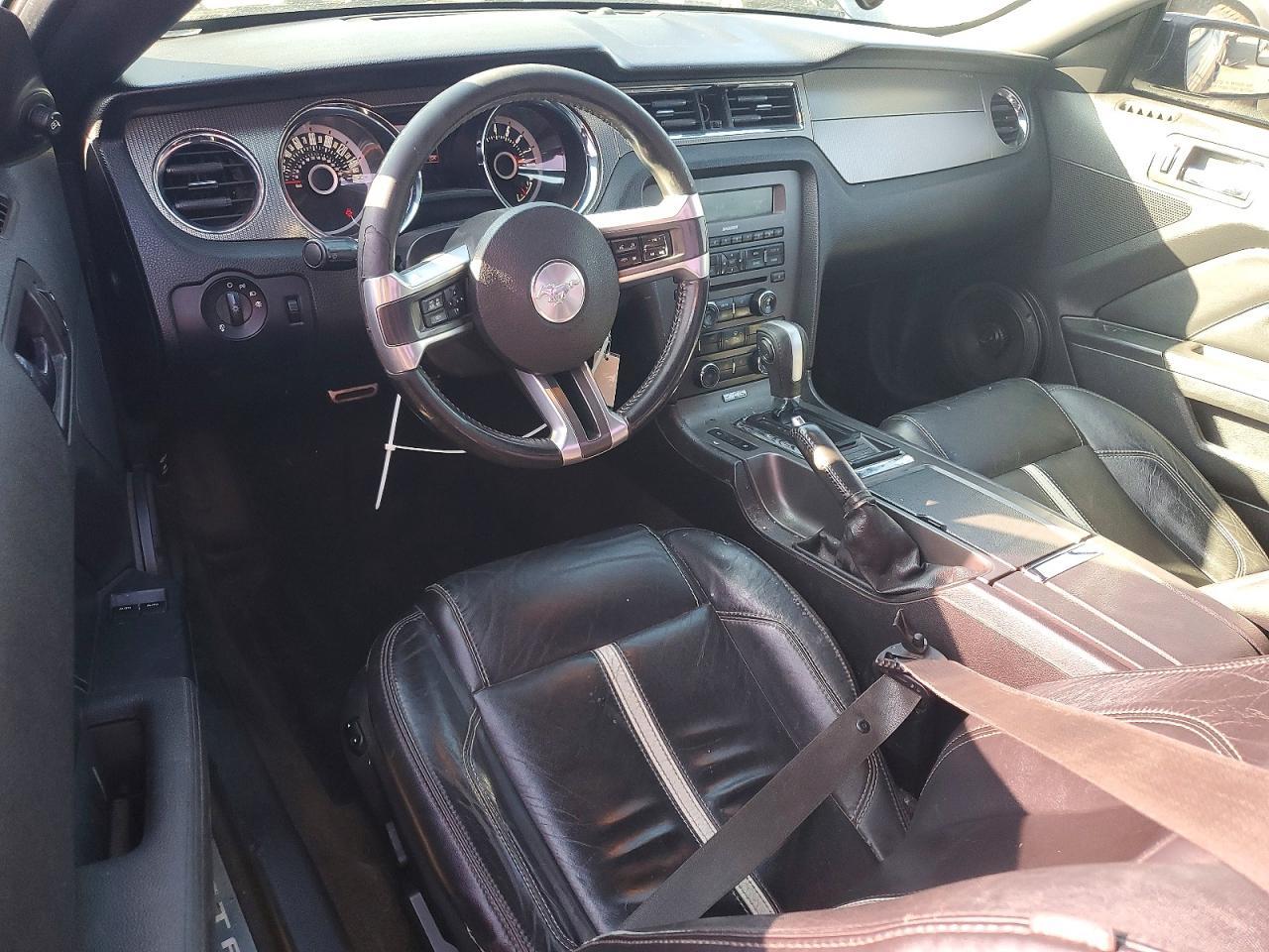 2013 FORD MUSTANG
