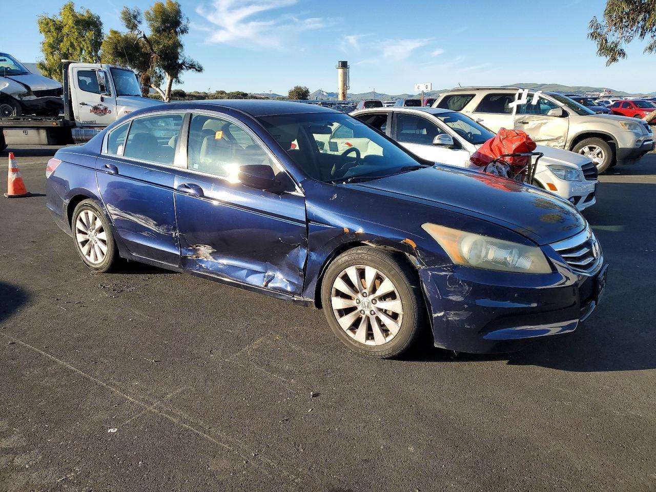 2011 HONDA ACCORD