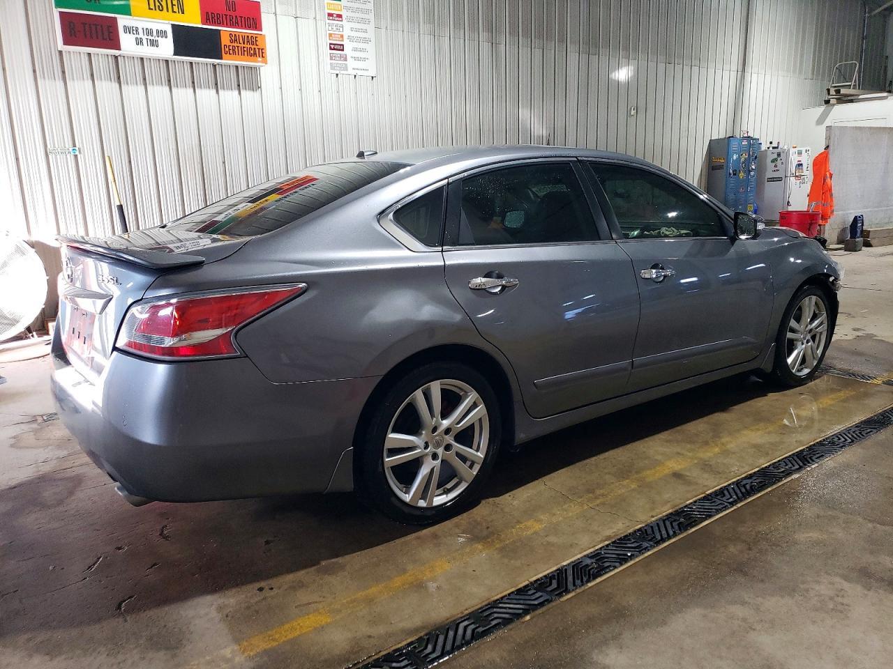 2015 NISSAN ALTIMA
