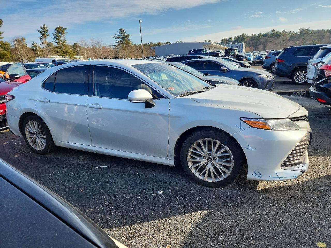 2019 TOYOTA CAMRY