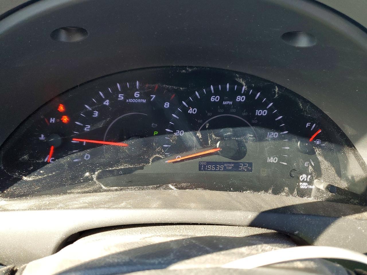 2010 TOYOTA CAMRY