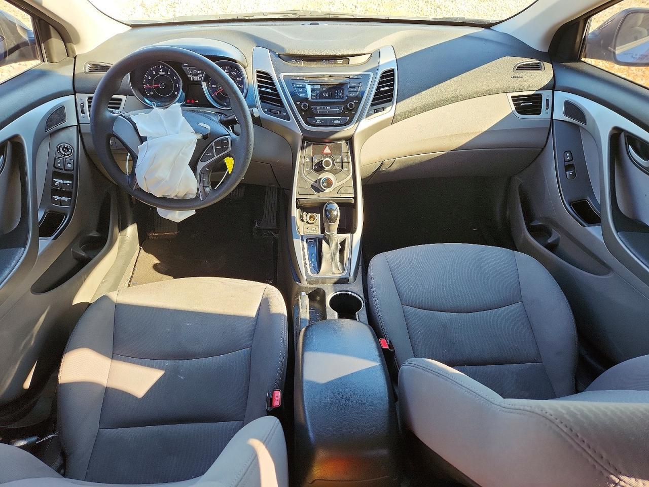 2016 HYUNDAI ELANTRA