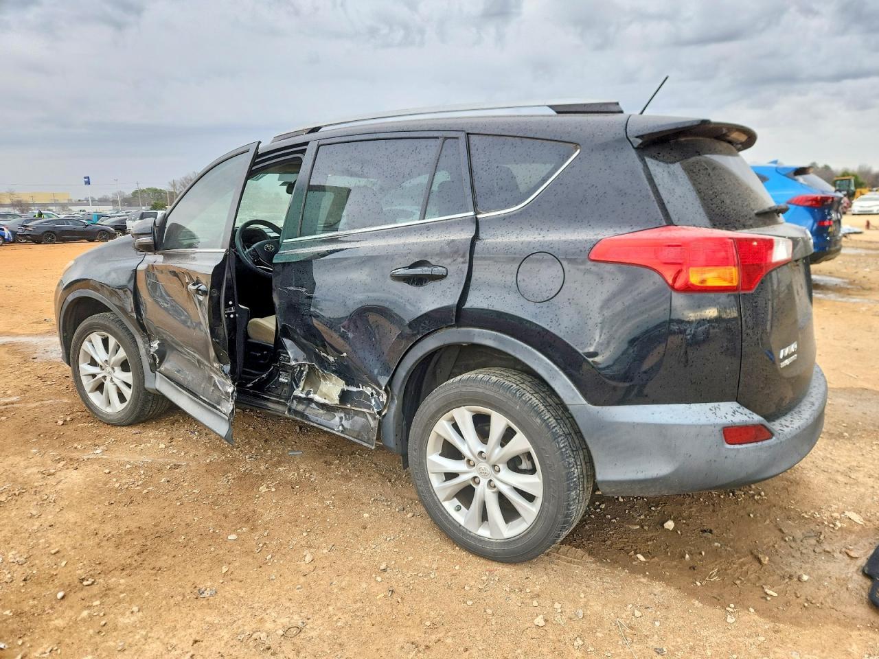 2015 TOYOTA RAV4