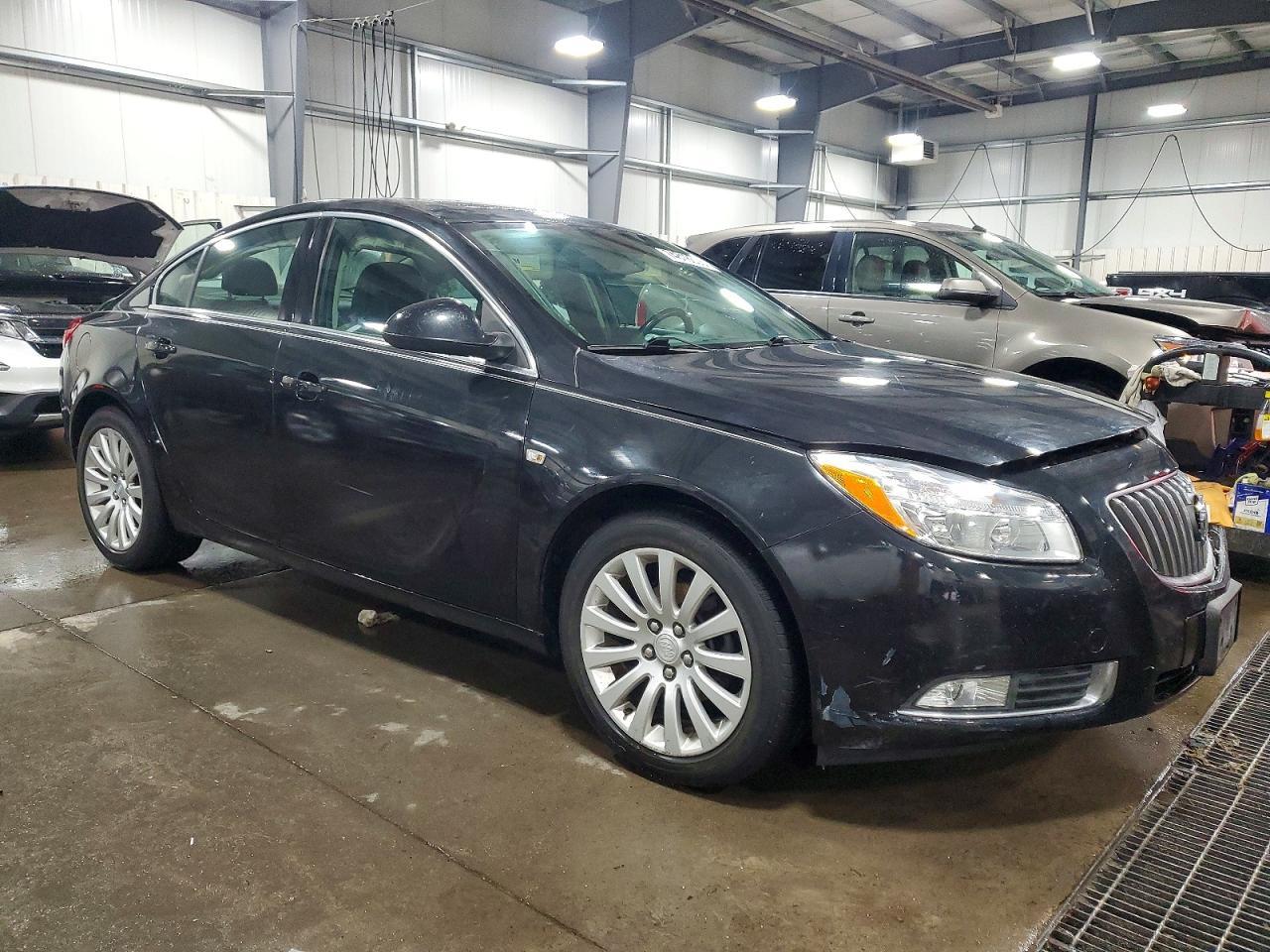 2011 BUICK Regal