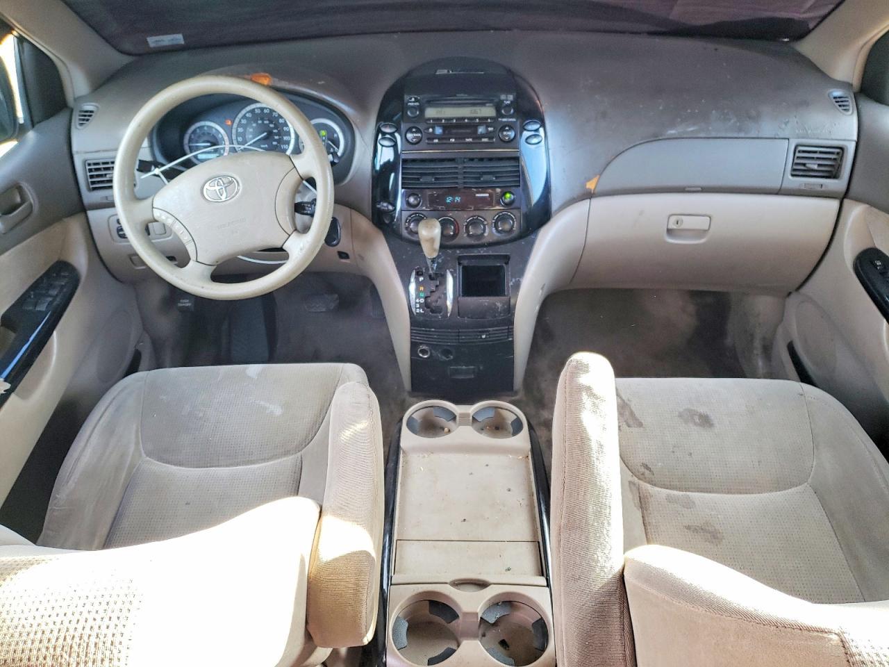 2005 TOYOTA SIENNA
