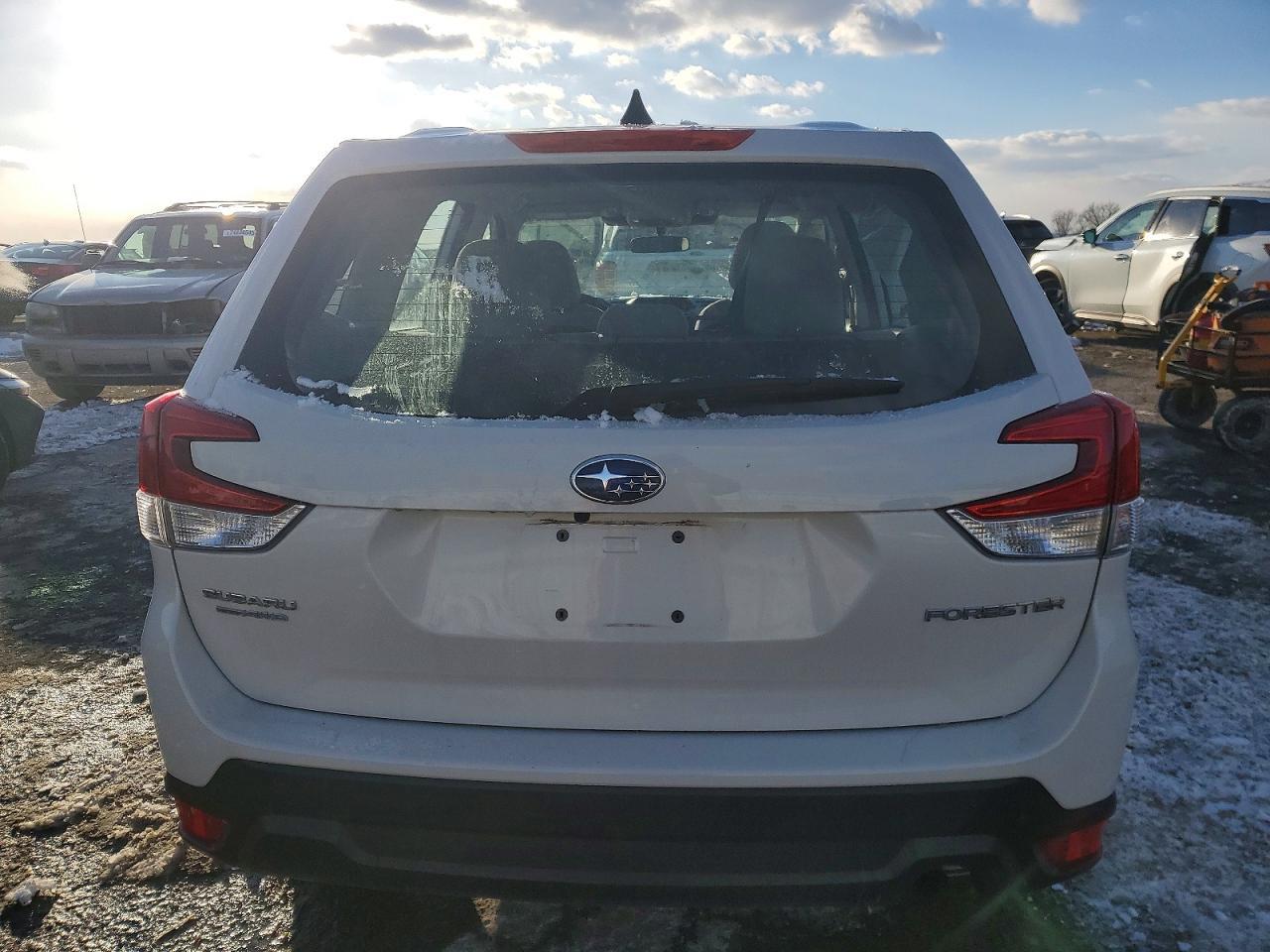 2024 SUBARU FORESTER