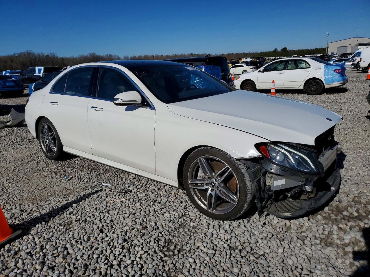 2017 MERCEDES-BENZ E-Class