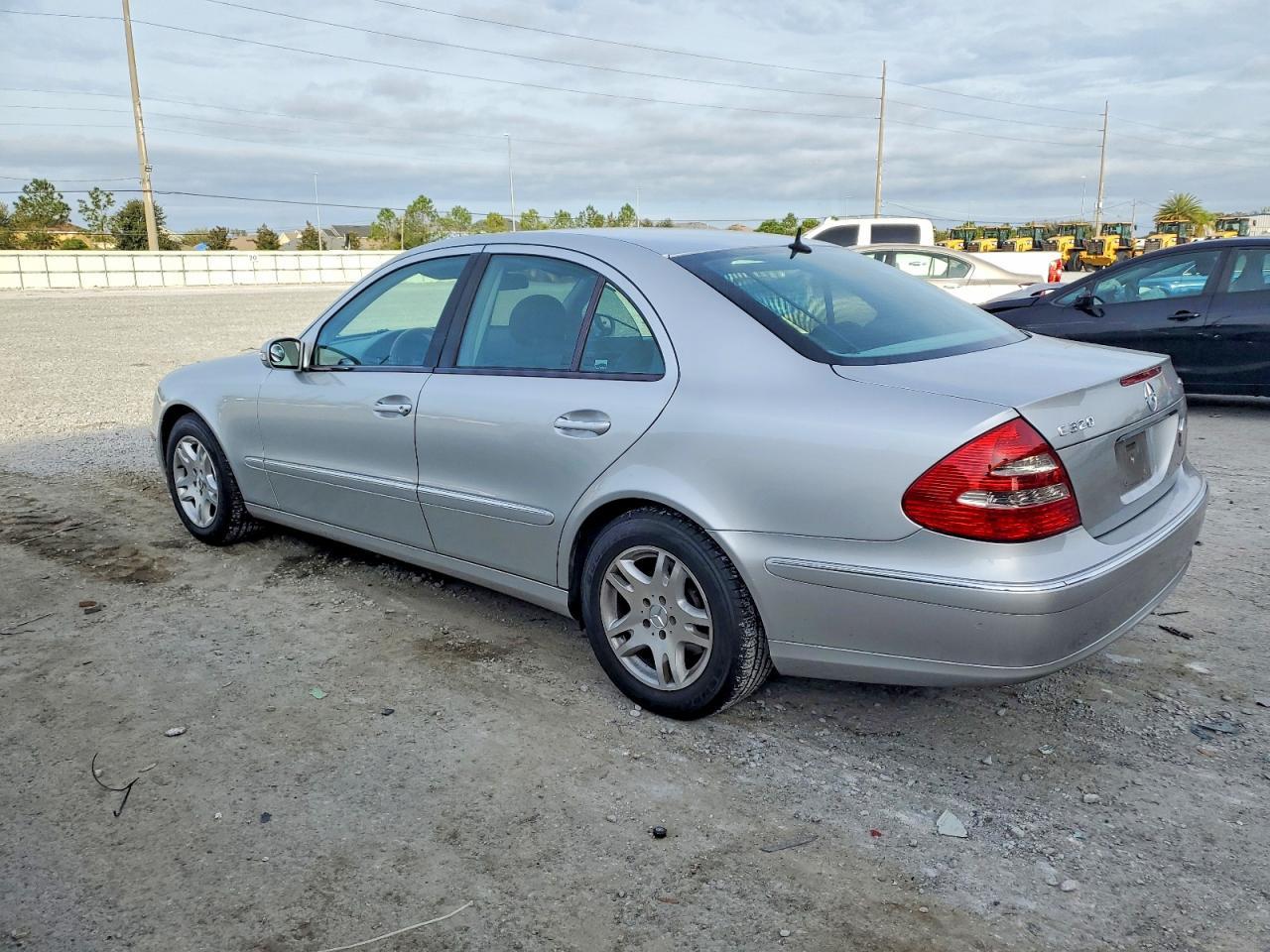 2005 MERCEDES-BENZ E-Class