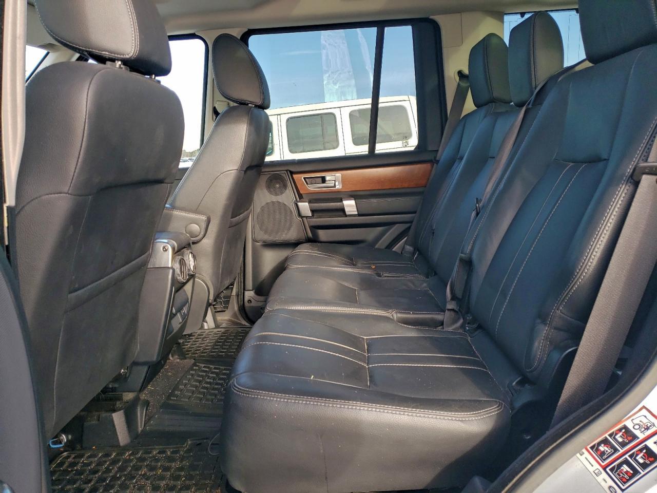 2016 LAND ROVER LR4