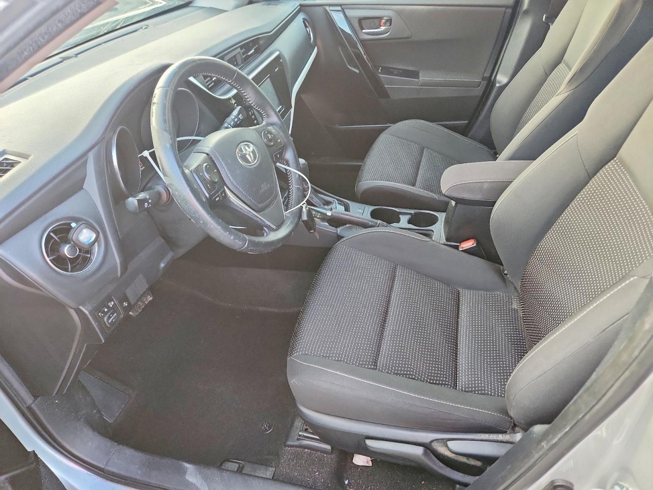 2017 TOYOTA COROLLA