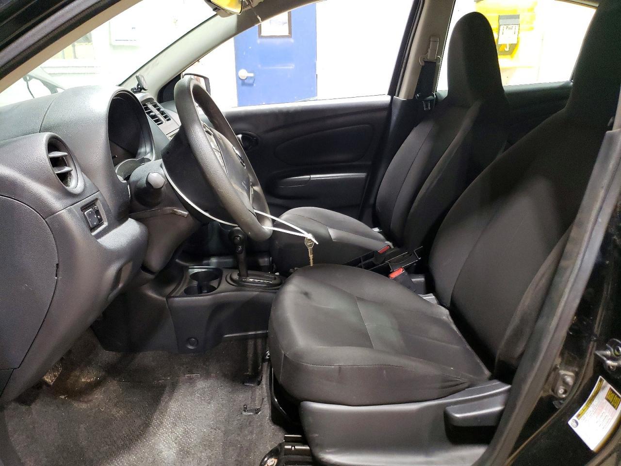2016 NISSAN VERSA