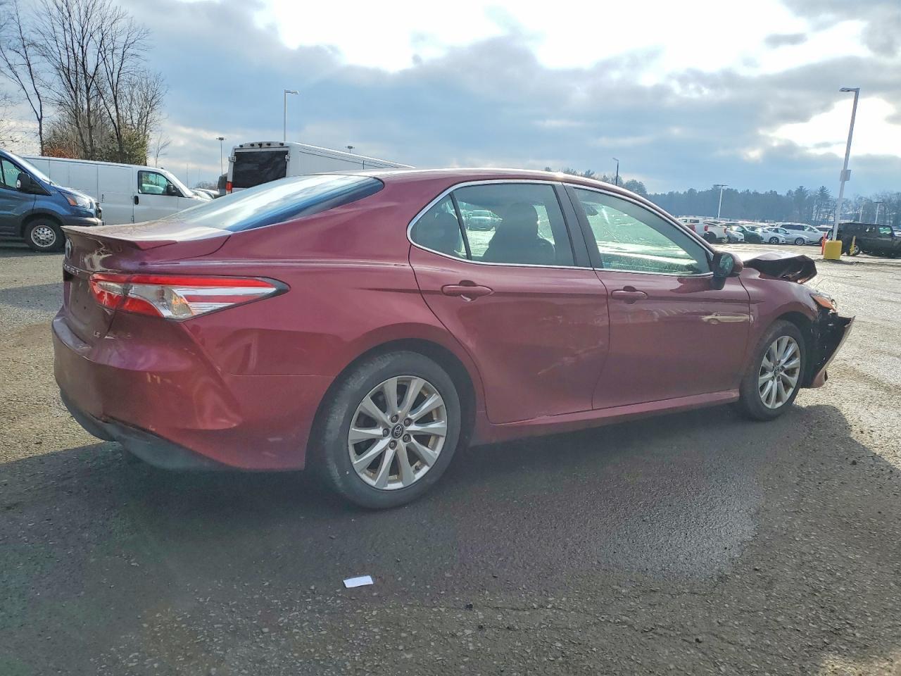 2018 TOYOTA CAMRY
