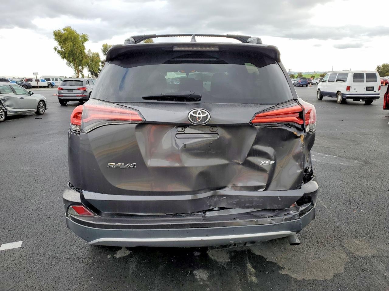 2016 TOYOTA RAV4