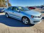 2012 VOLKSWAGEN Passat