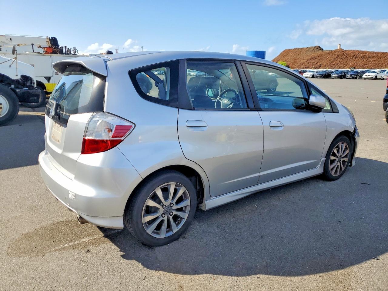 2013 HONDA FIT