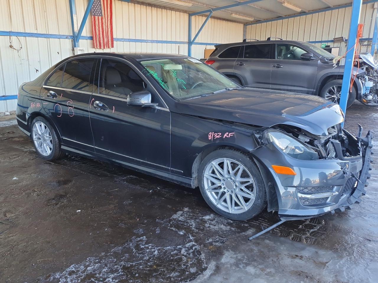 2014 MERCEDES-BENZ C-CLASS