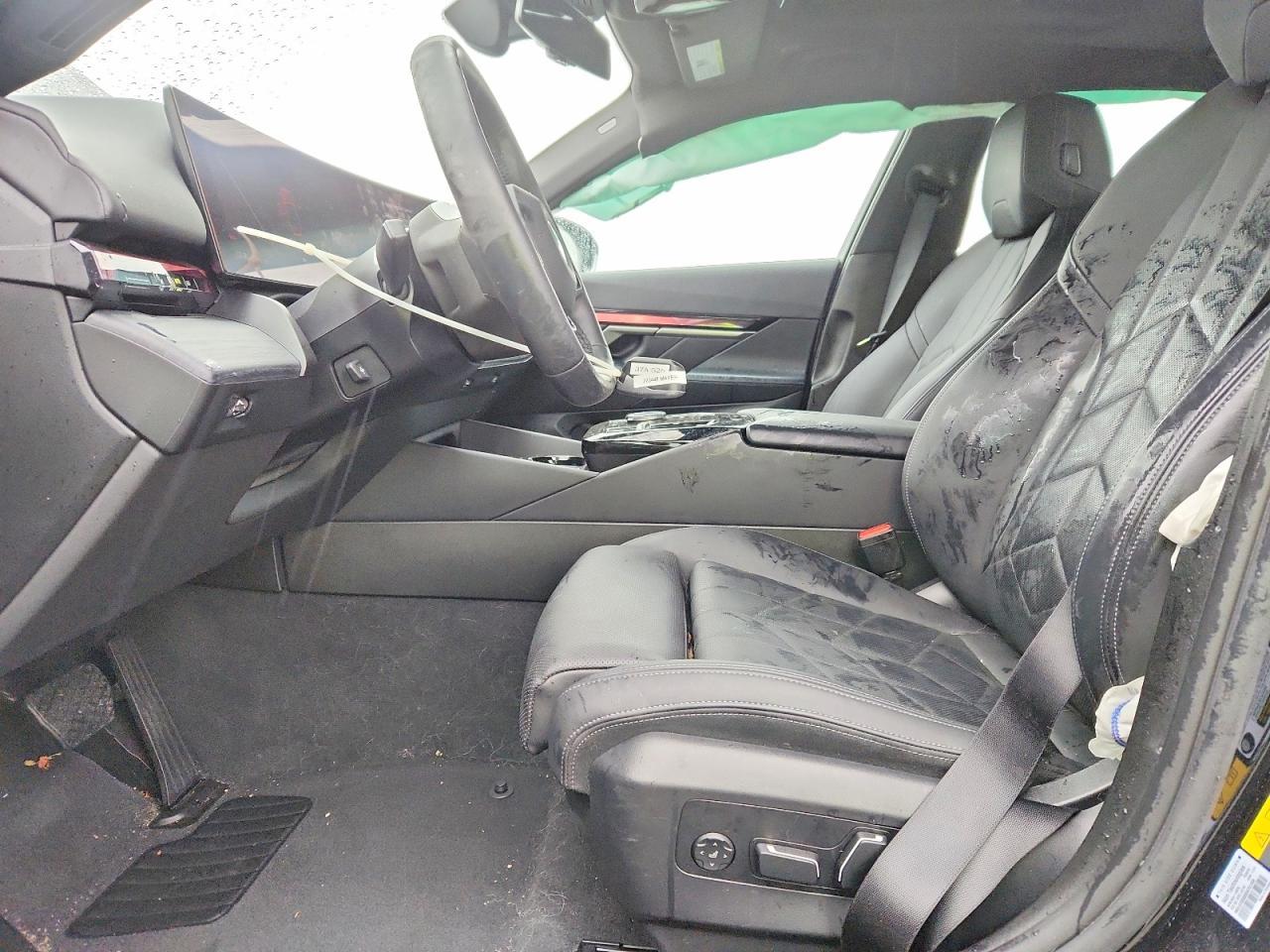 2024 BMW i5