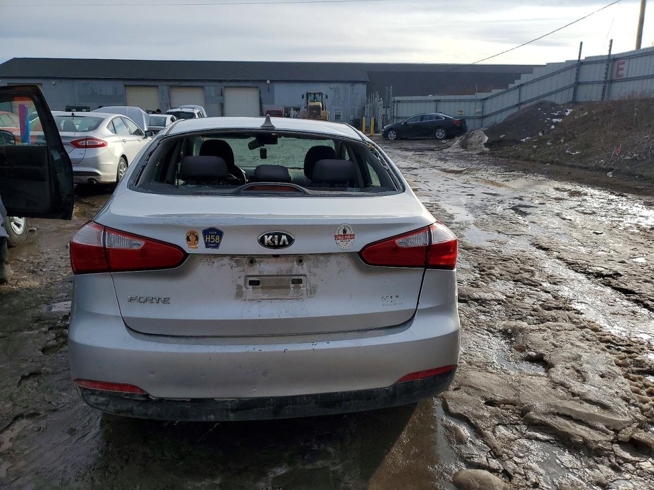 2015 KIA FORTE