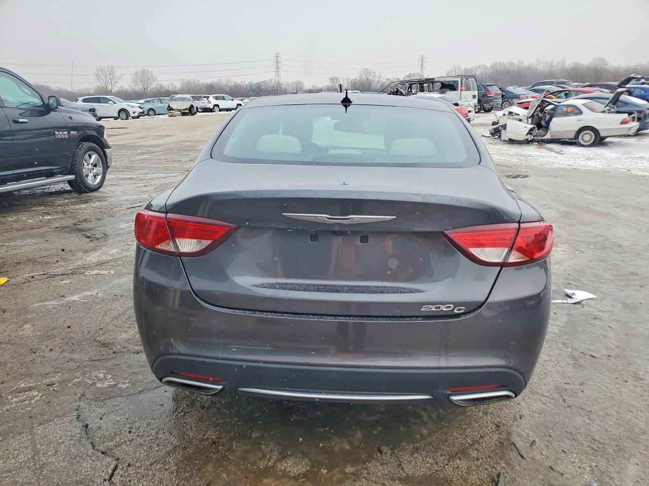 2015 CHRYSLER 200