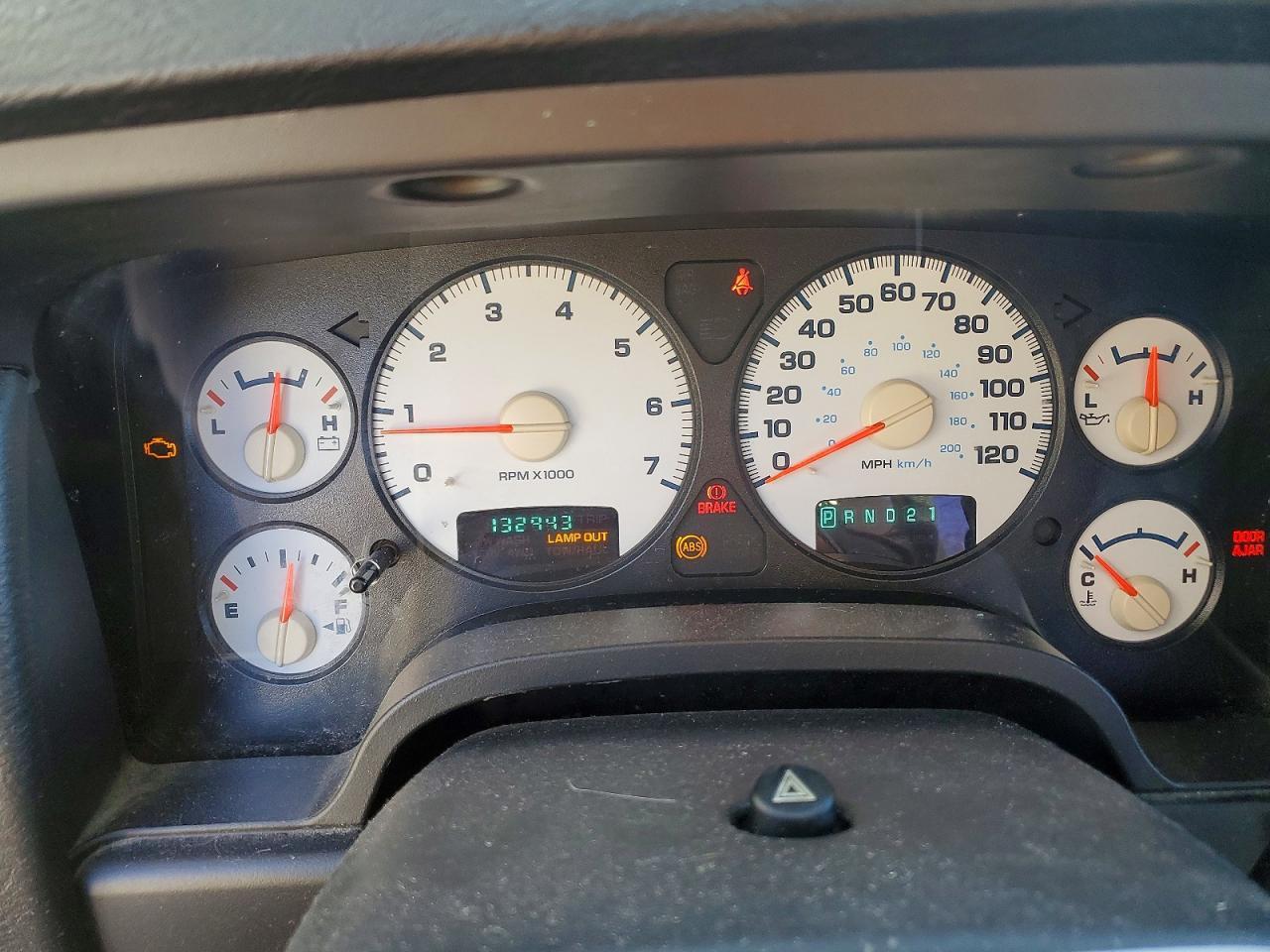 2004 DODGE RAM 1500