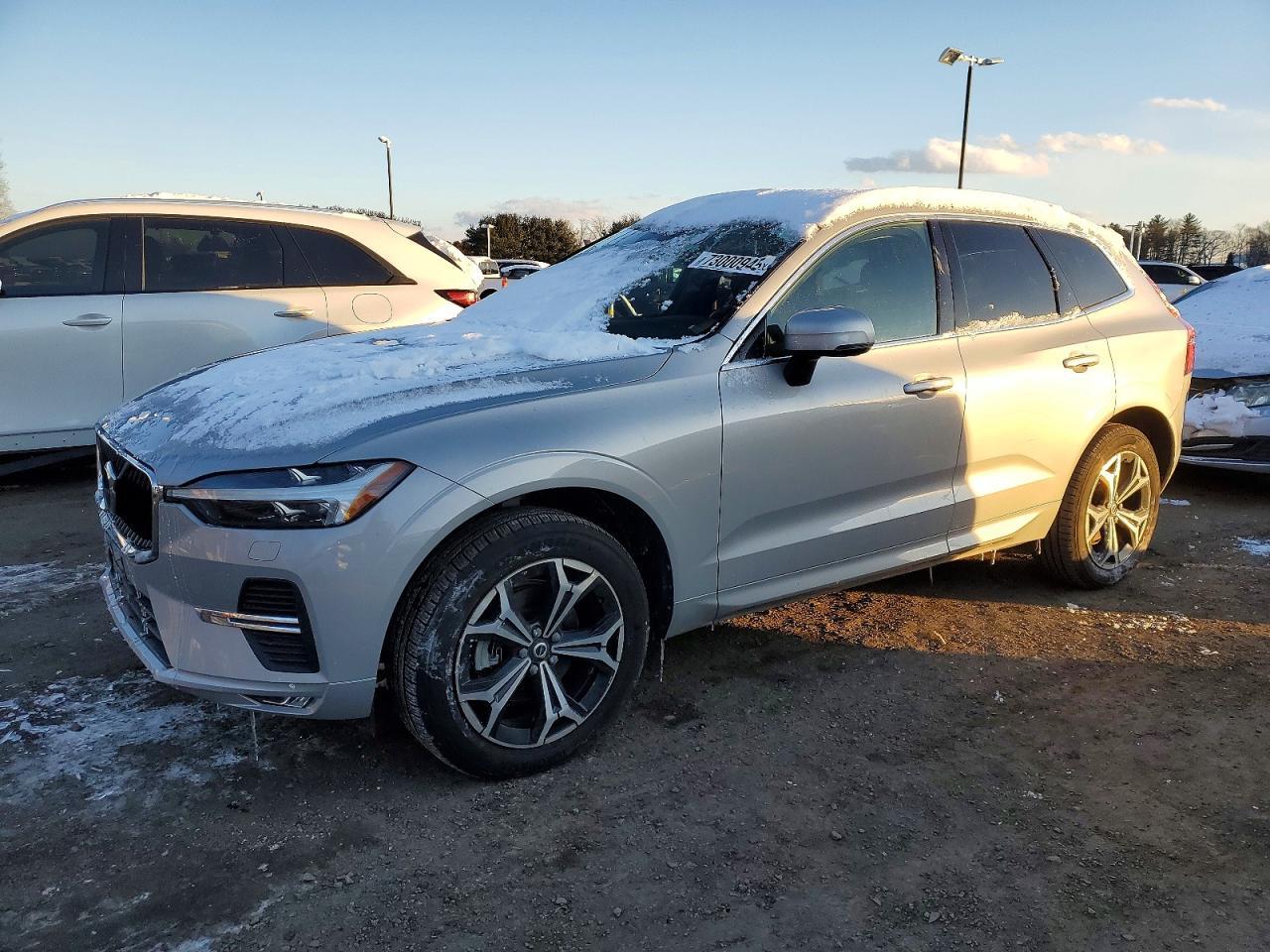 2022 VOLVO XC60