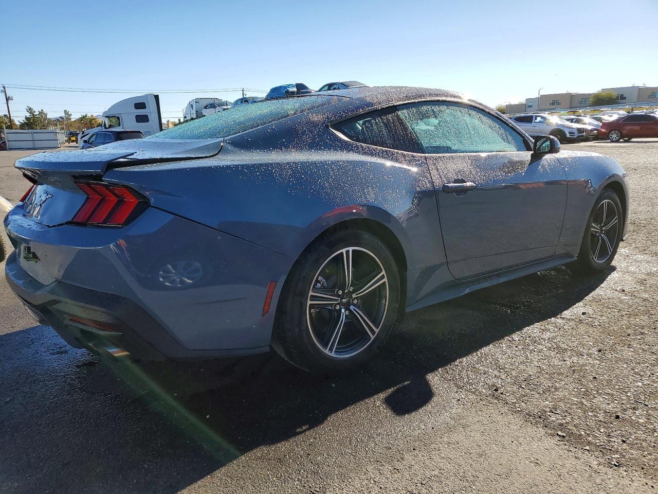 2025 FORD MUSTANG