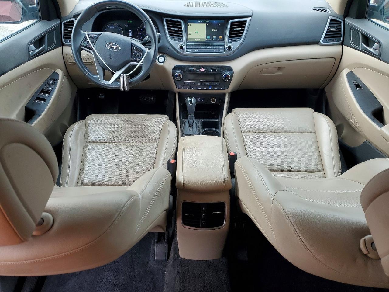 2016 HYUNDAI TUCSON