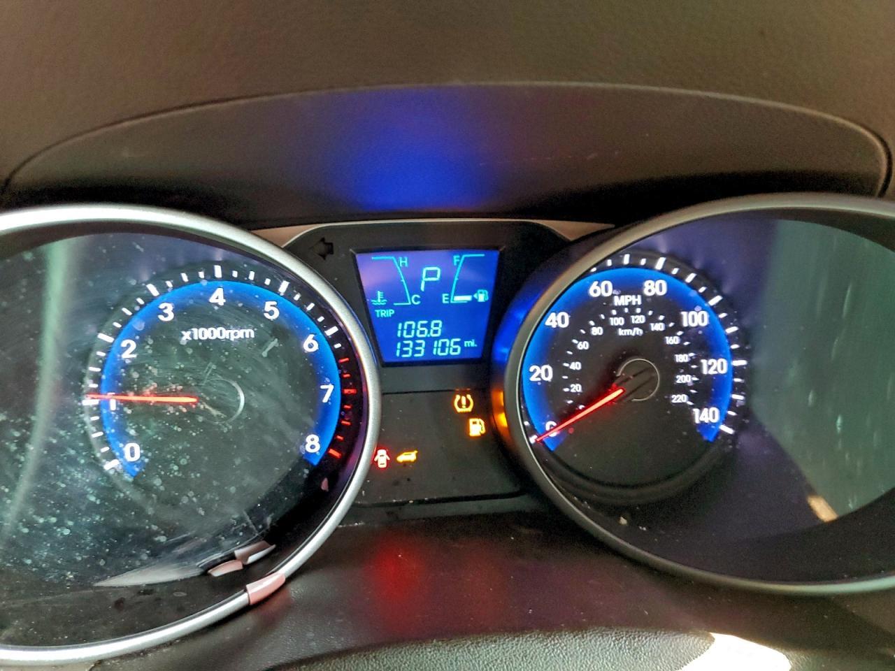 2012 HYUNDAI TUCSON