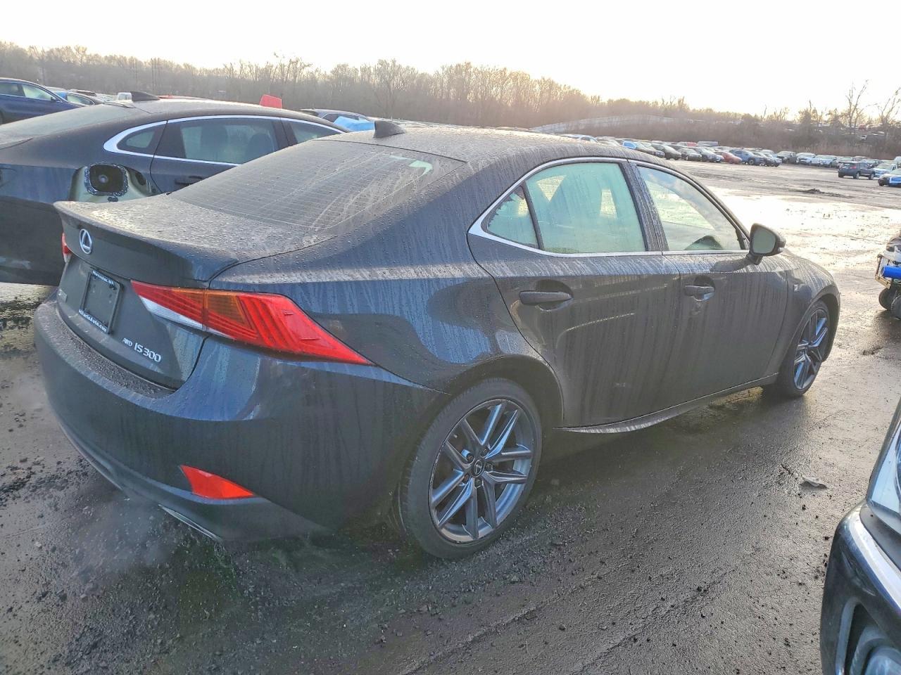 2020 LEXUS IS 300