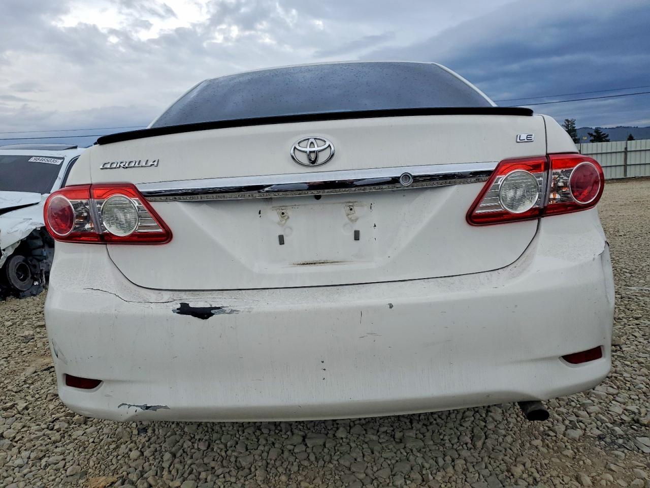 2011 TOYOTA COROLLA