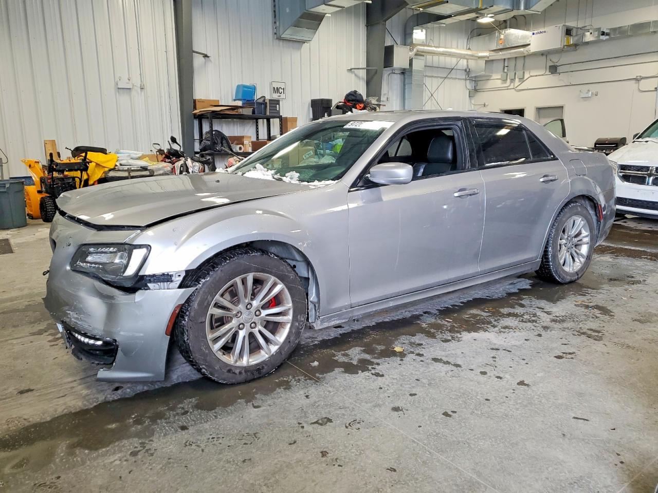 2018 CHRYSLER 300