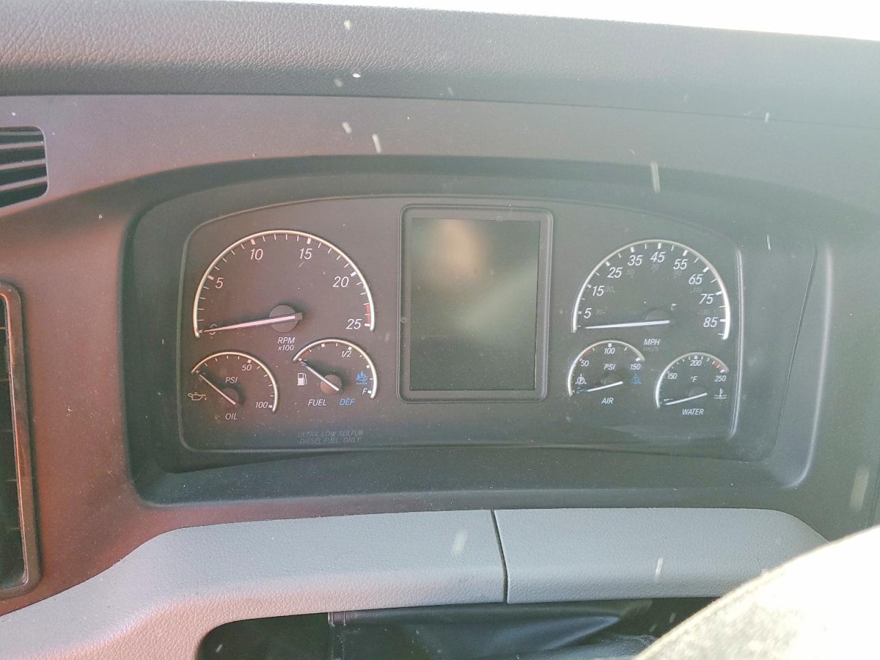 2020 FREIGHTLINER CASCADIA 126