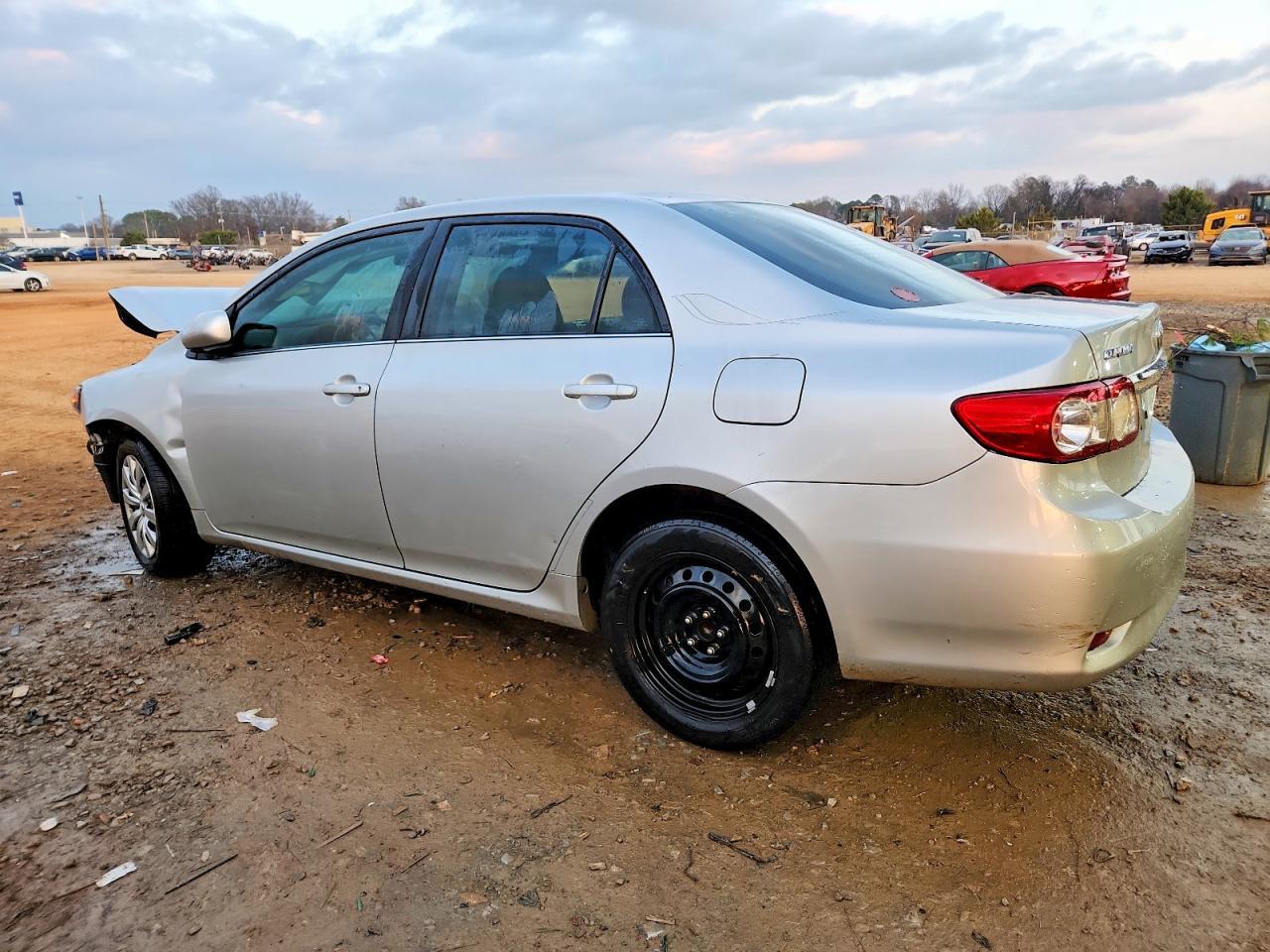 2013 TOYOTA COROLLA