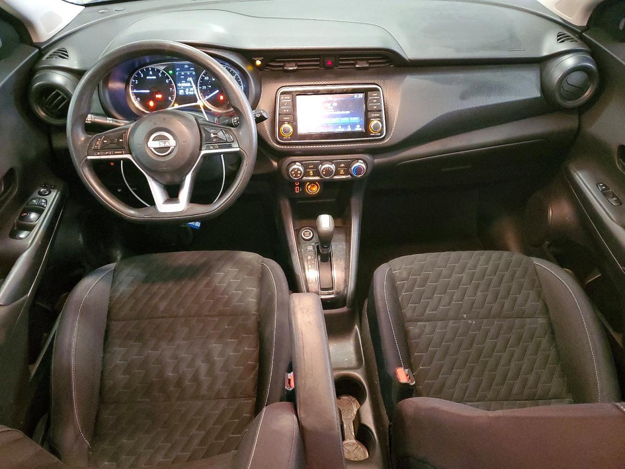 2022 NISSAN KICKS