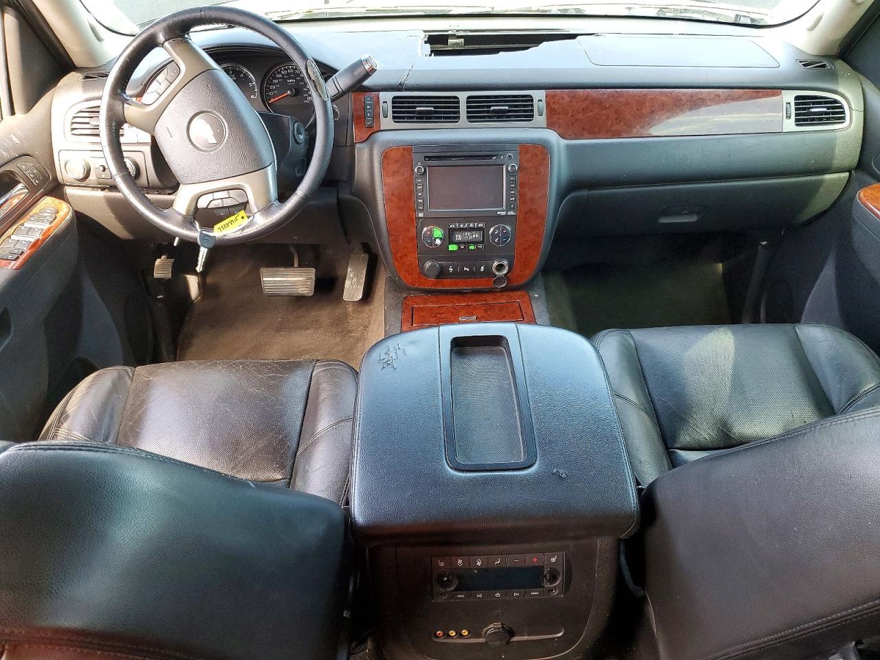 2012 CHEVROLET Suburban