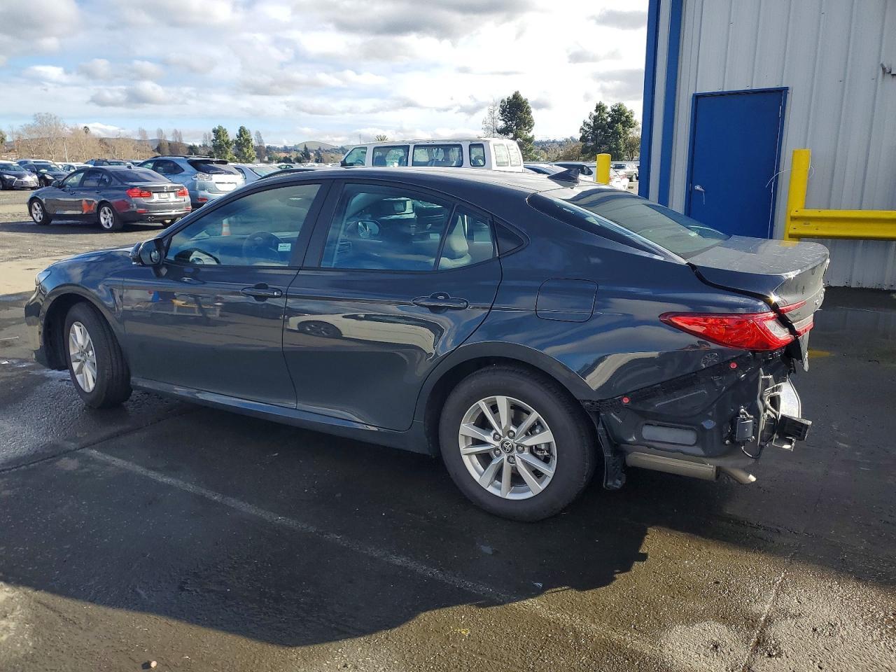 2026 TOYOTA CAMRY