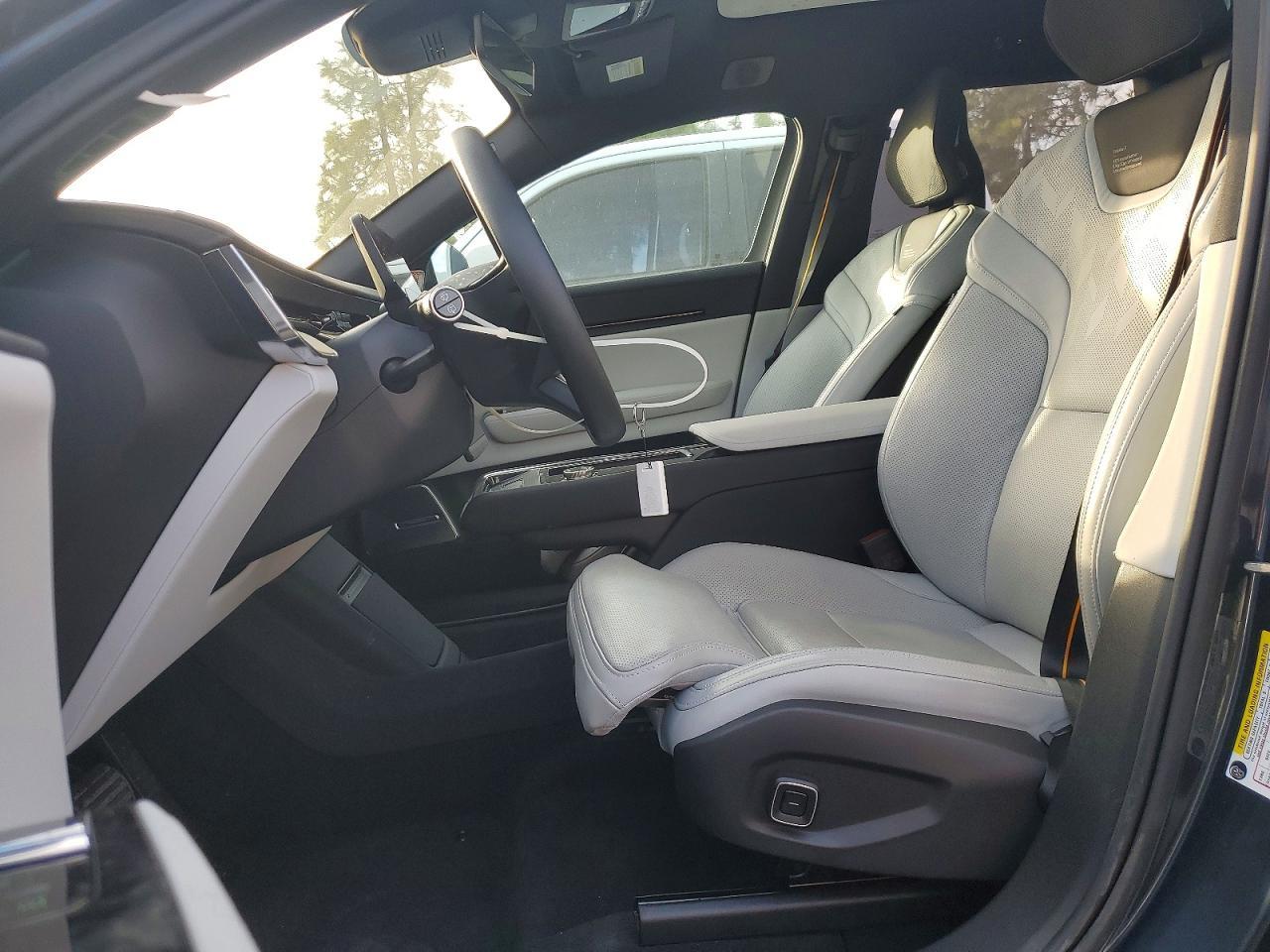 2025 POLESTAR 3