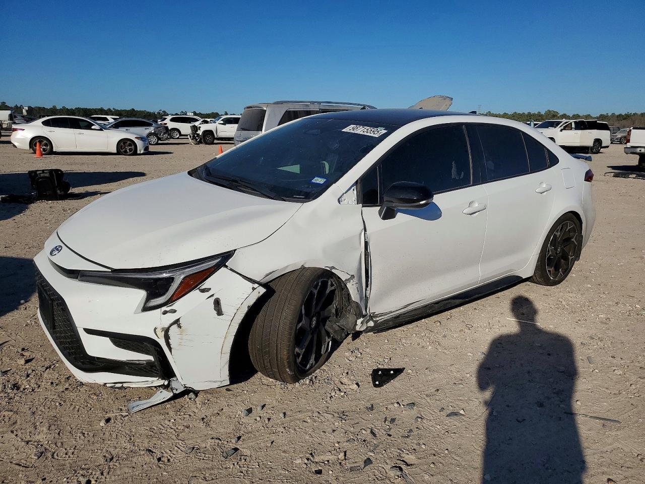 2025 TOYOTA COROLLA