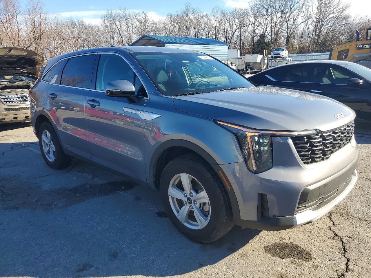 2025 KIA SORENTO