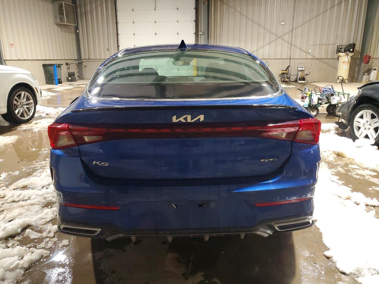 2022 KIA K5