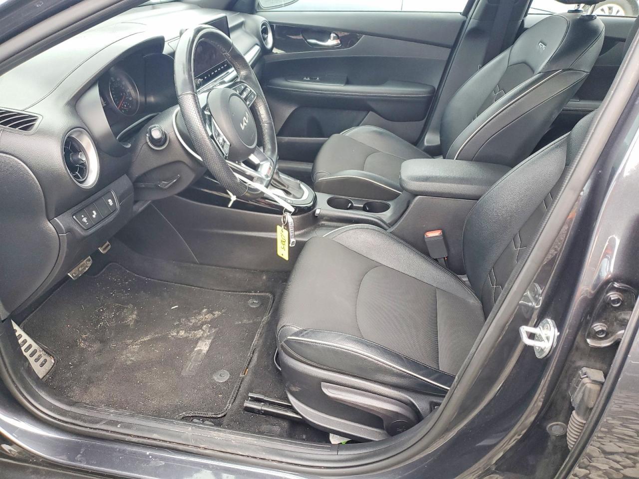 2022 KIA FORTE