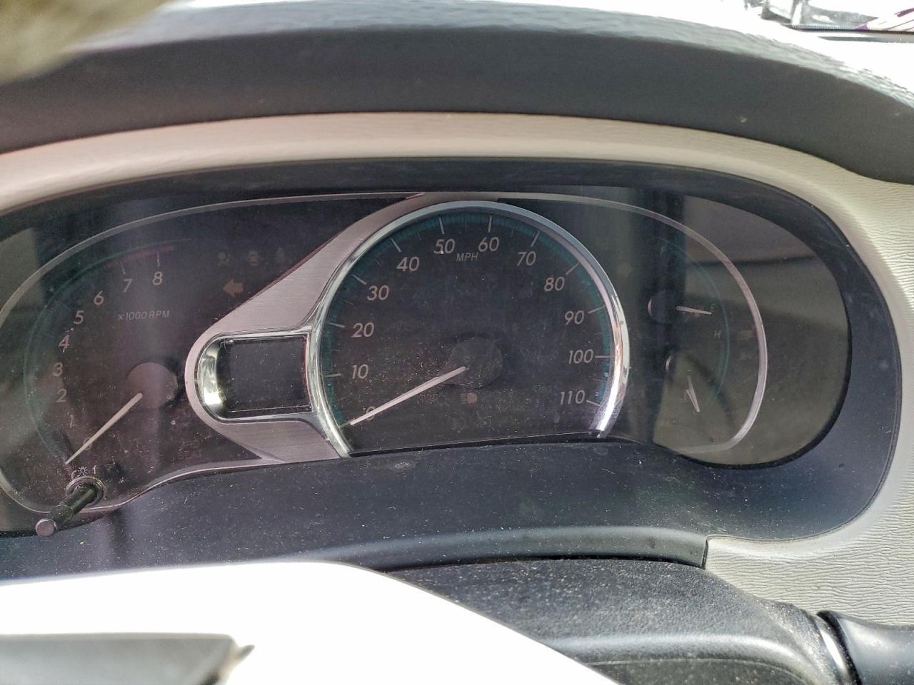 2014 TOYOTA SIENNA
