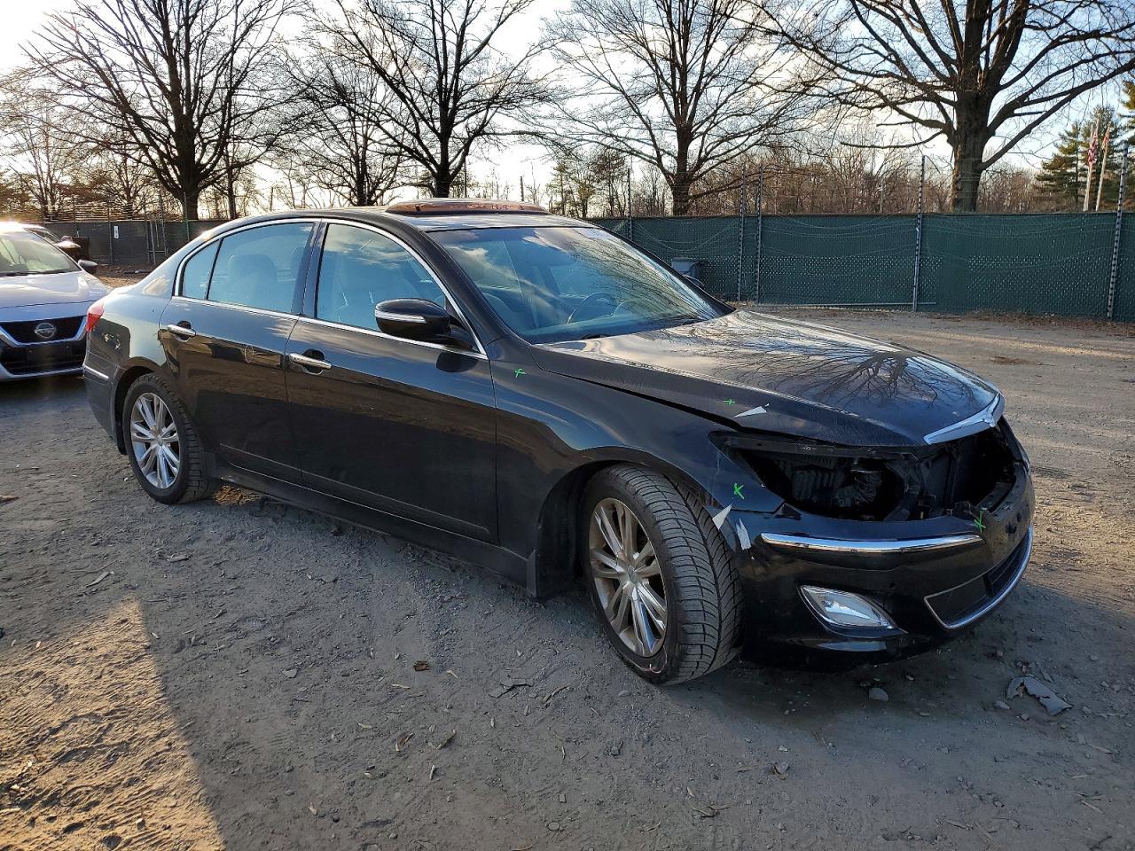 2012 HYUNDAI GENESIS