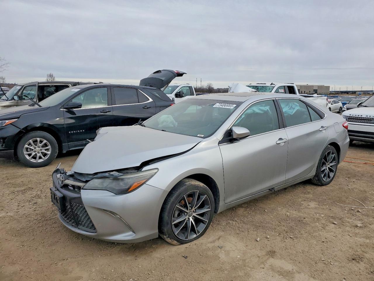 2015 TOYOTA CAMRY