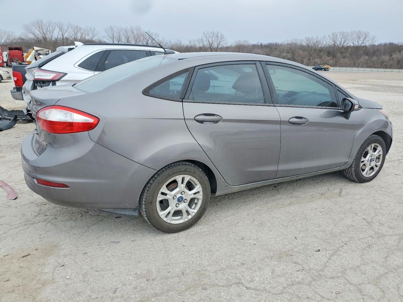 2014 FORD Fiesta