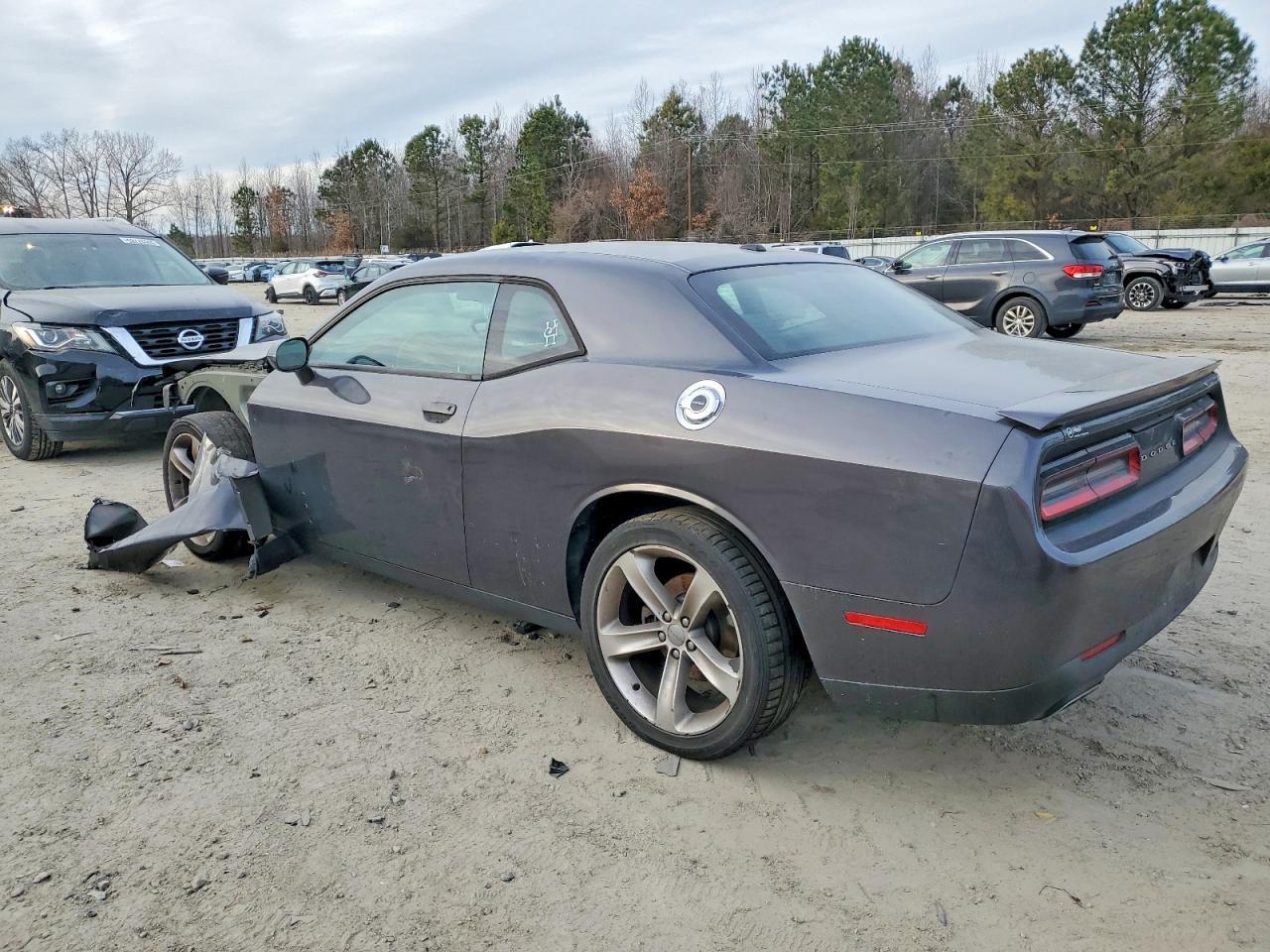 2016 DODGE Challenger
