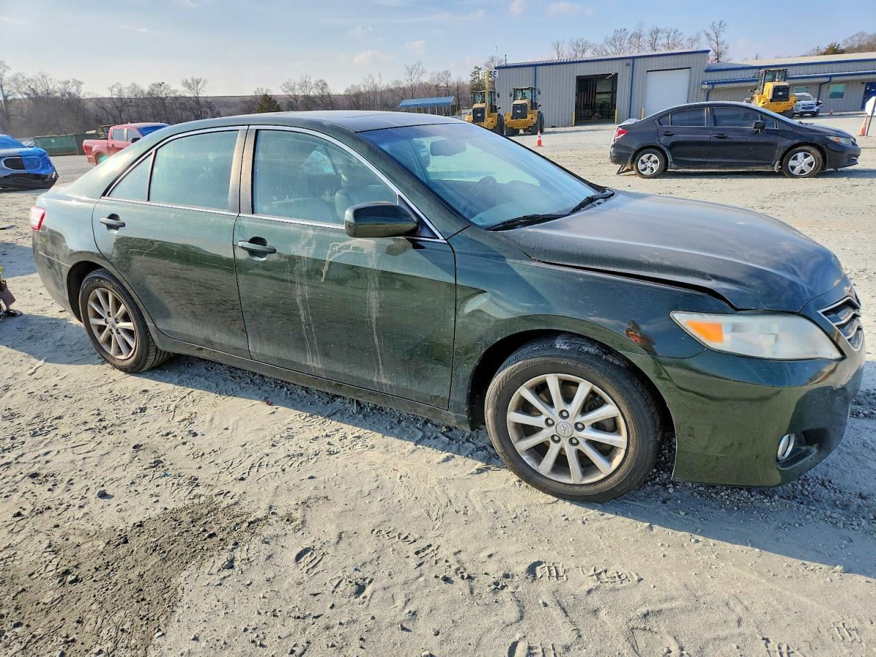 2011 TOYOTA CAMRY