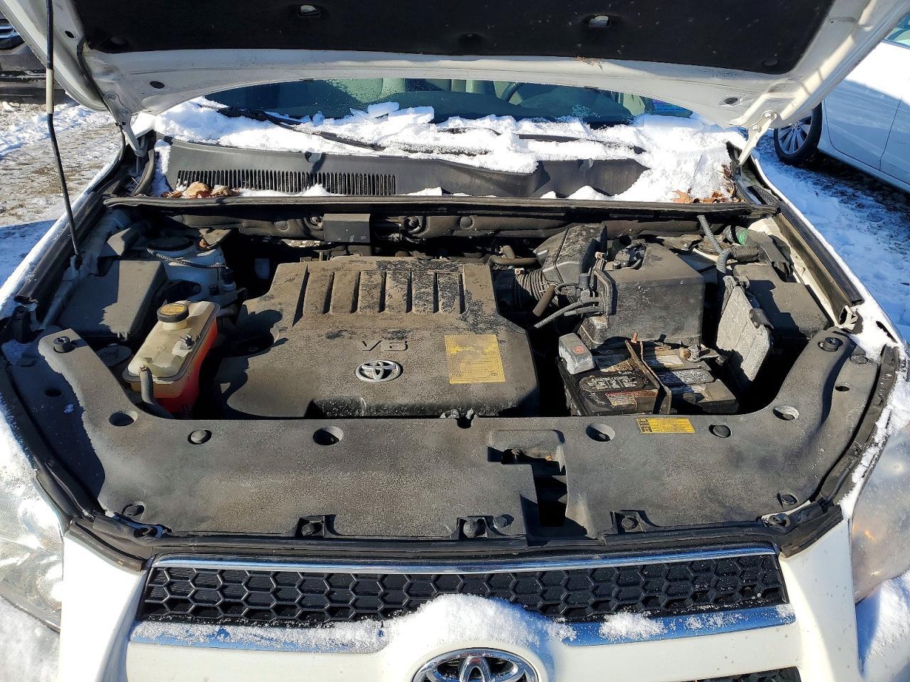 2011 TOYOTA RAV4