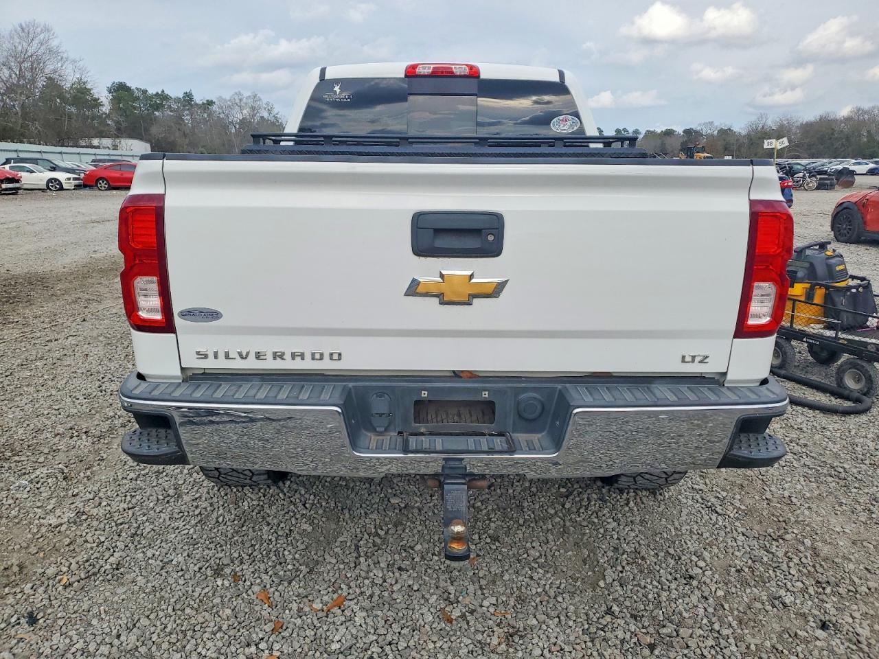 2018 CHEVROLET Silverado