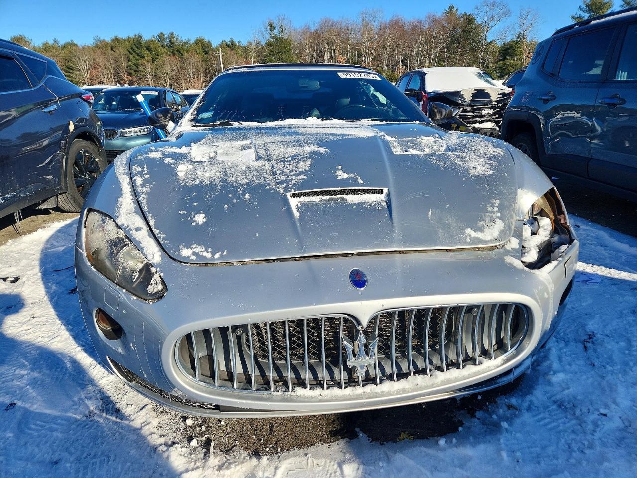 2011 MASERATI GranTurismo